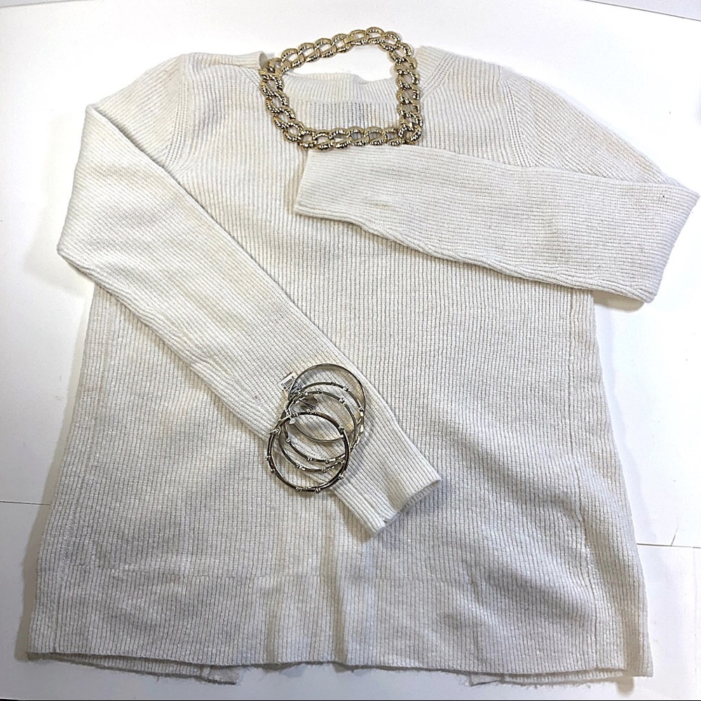 Abercrombie & Fitch cream crew neck sweater back vent sz X small